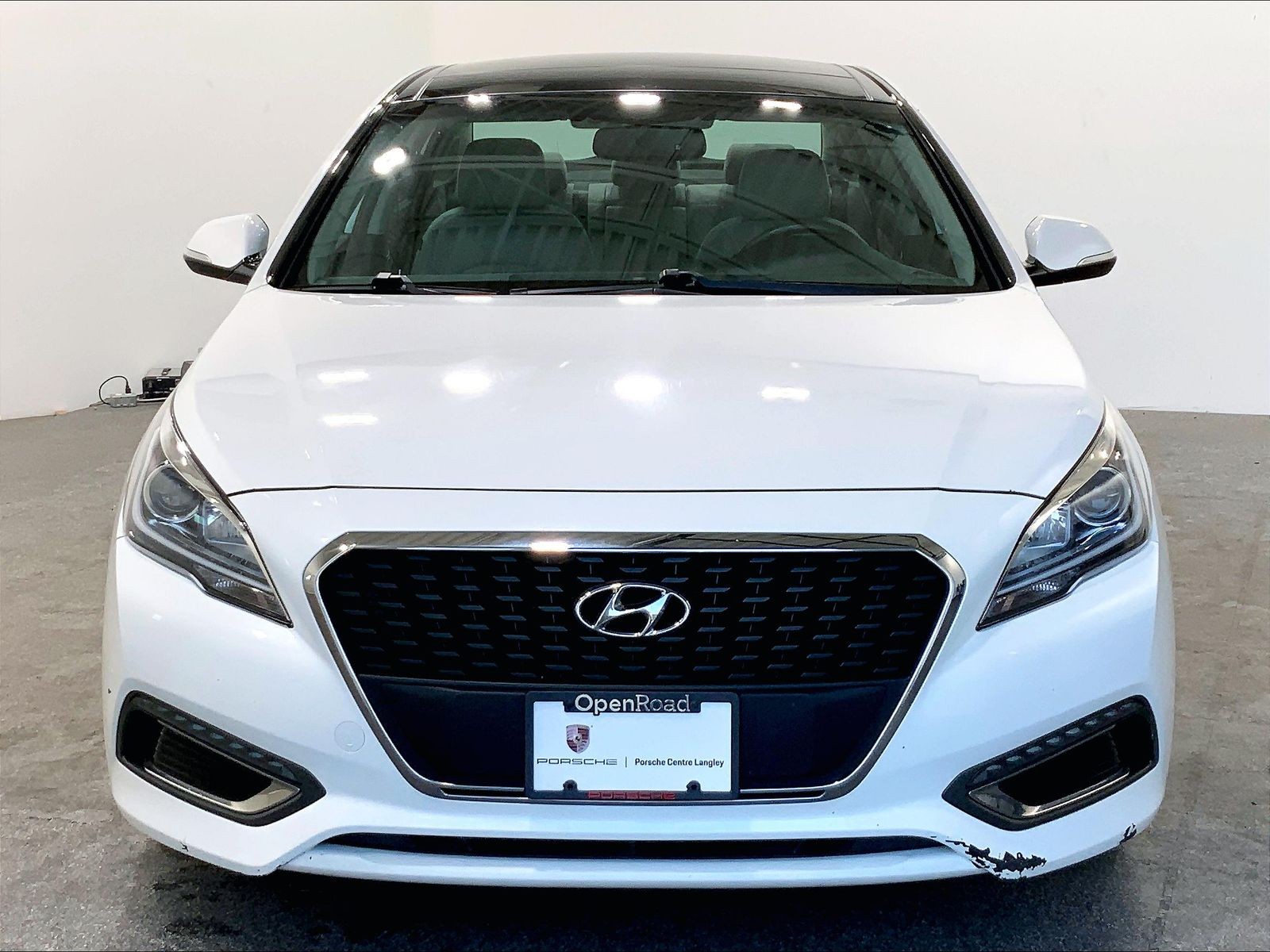 hyundai sonata hybrid 2017 KMHE34L1XHA048874 image hyundai sonata hybrid 2017 KMHE34L1XHA048874 image